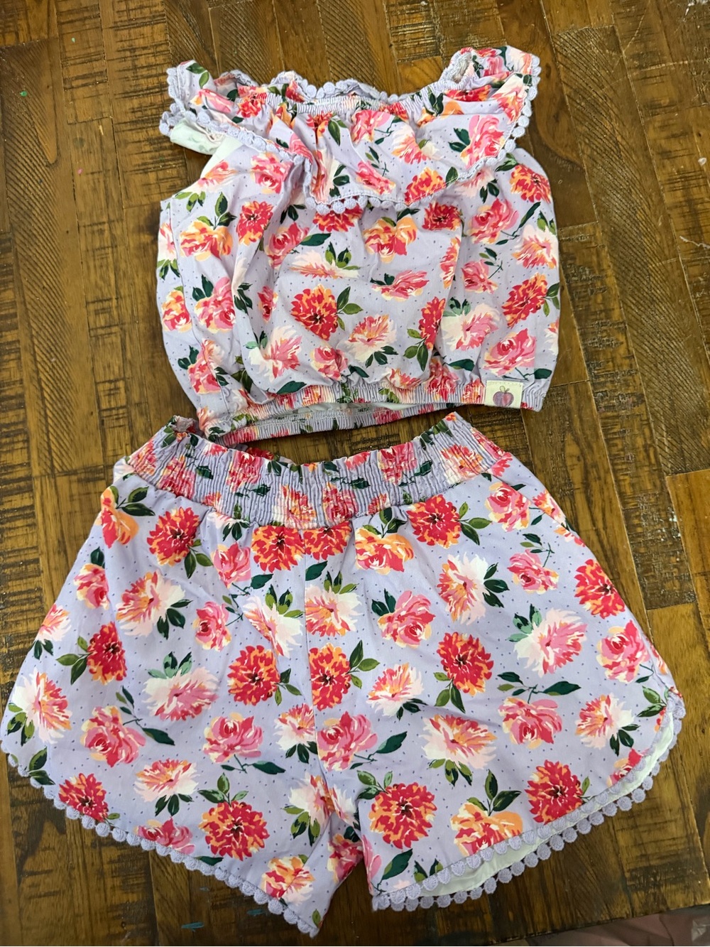 Cheeky plum 2t Lavender floral Girls' Shorts Set